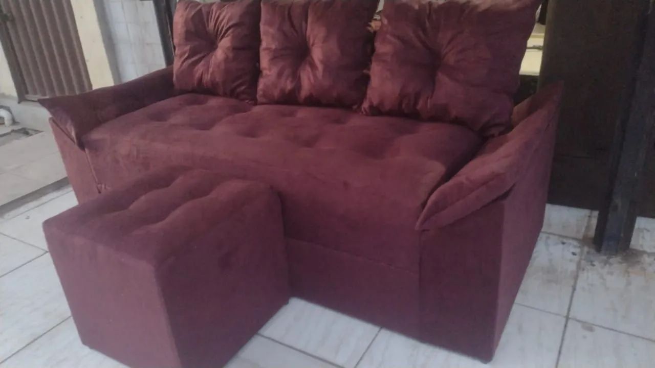 Cor vinho disponível 3 lugar 