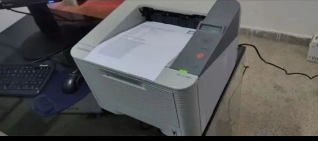 IMPRESSORA SAMSUNG ML 3710ND BEM CONSERVADA COM TONER - Foto 3