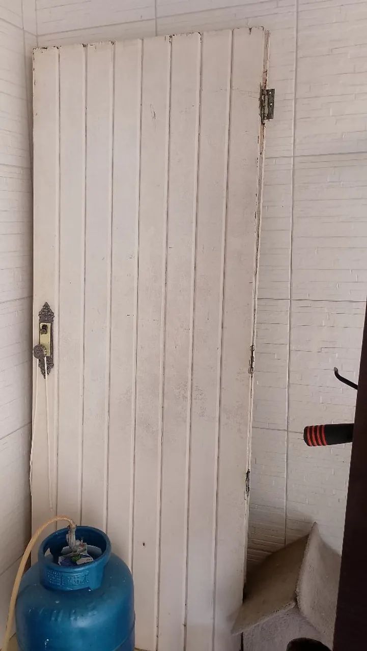  Vendo 2 Portas de Massaranduba  - Foto 2