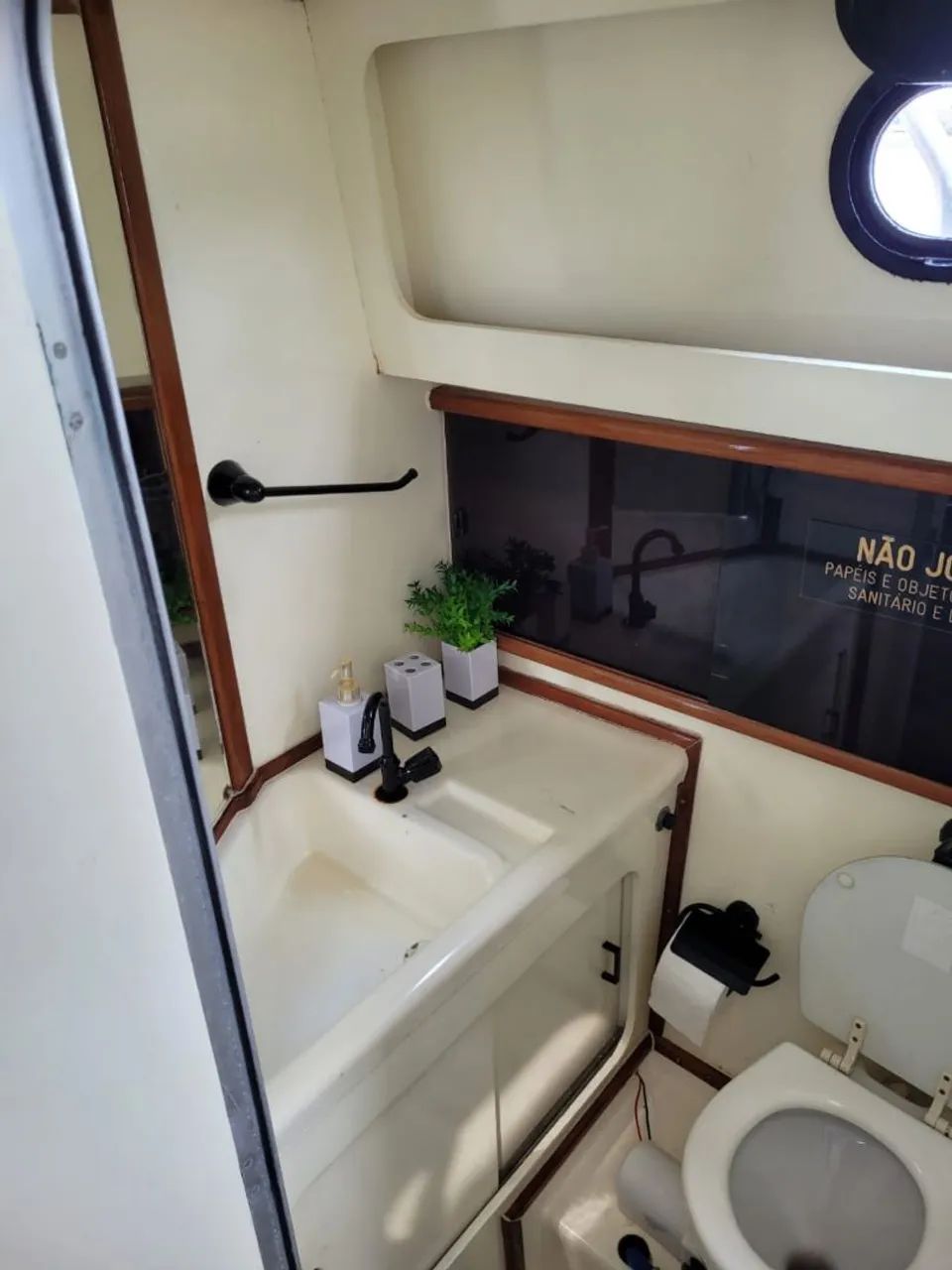 Lancha Oceânic 36 Pés 2X Mercedez Diesel - Foto 6