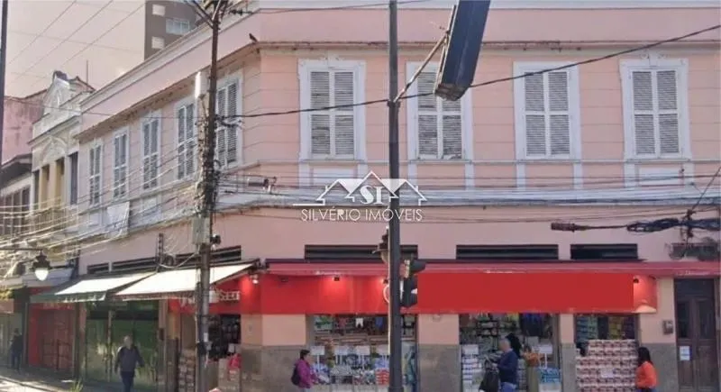 Sala - Petrópolis, Centro