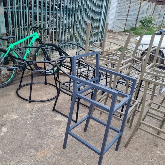 Reforma de móveis de varanda e jardim