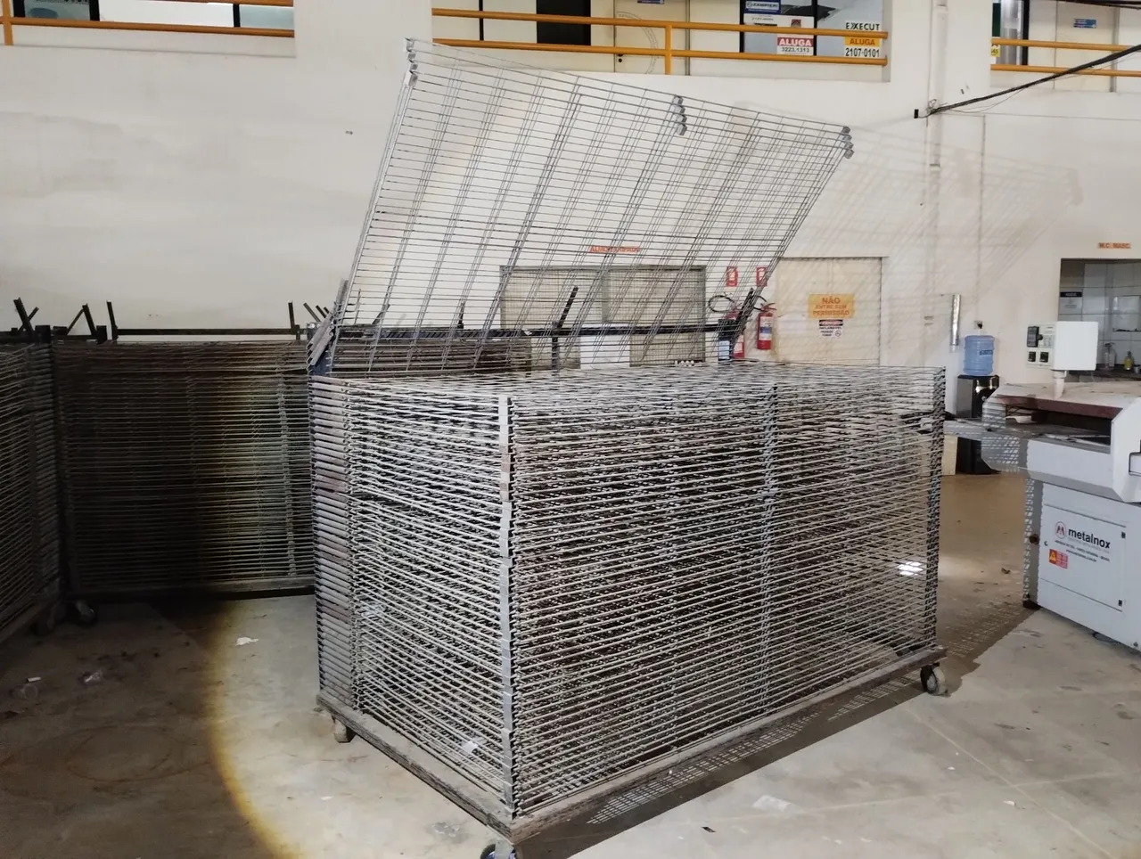 Secador METÁLICO para Serigrafia 50 Bandejas
