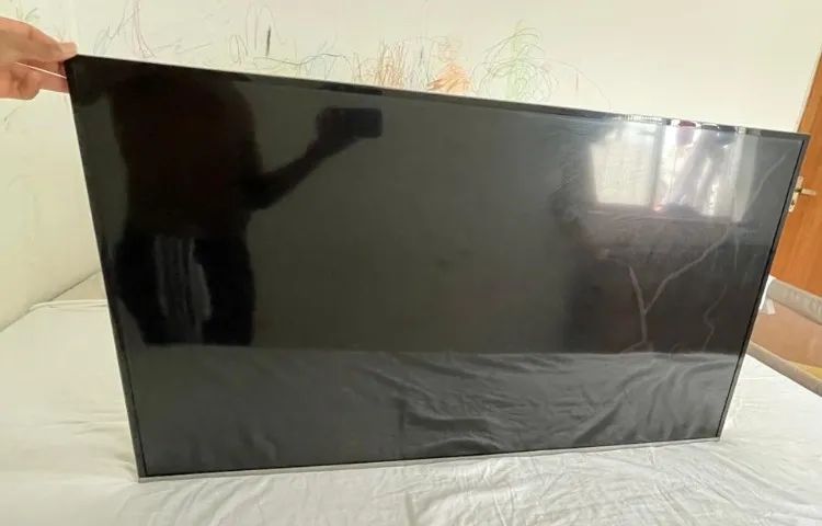 Smart TV Samsung LED 4K 49 Polegadas UN49KU6400G, com defeito na tela. - Foto 3
