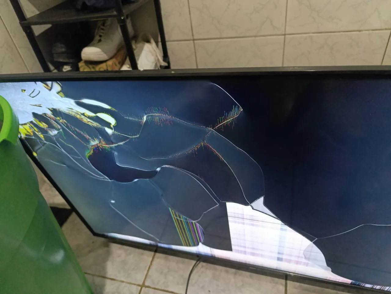 Smartv Philco 40 polegadas para quem quer consertar ou retirar as peças
