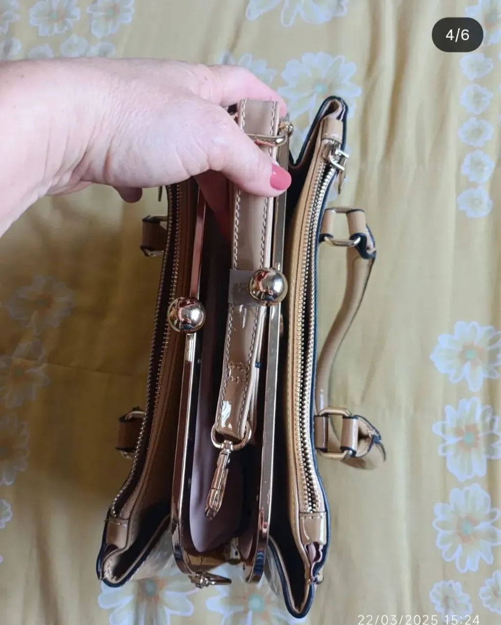 Bolsa de mão elegante e transversal em Verniz bege - Foto 4