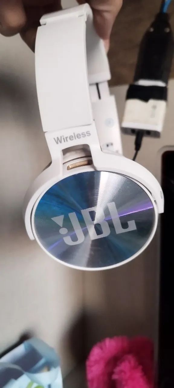 Fone de Ouvido Sem Fio JBL Everest JB 950 branco