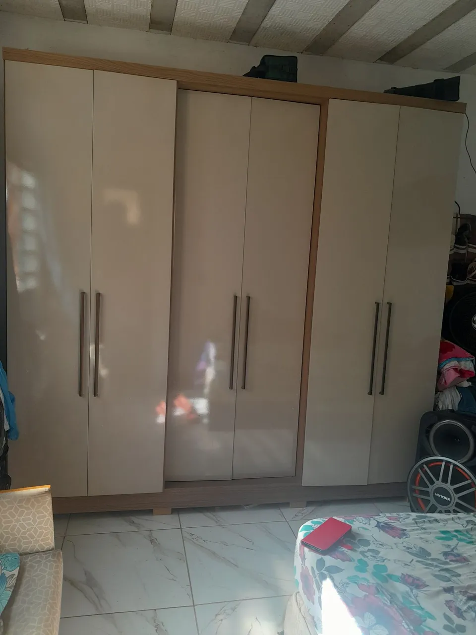 Guarda-Roupa Moderno e Espaçoso