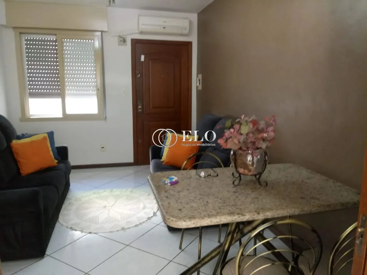 Apartamento semi mobiliado 3 quartos 1 banheiro