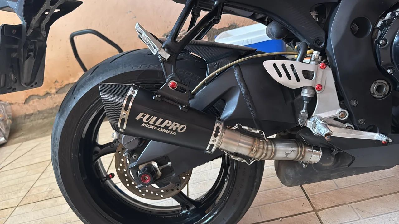 Suzuki GSXR SRAD 750  - Impecável - Foto 2