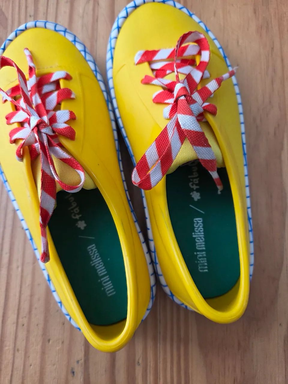 Tênis Mini Melissa x Fabula Amarelo BR 28 - Foto 5