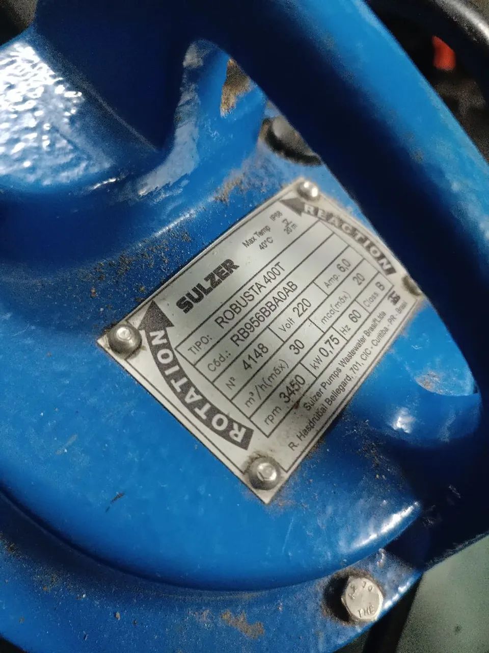 Bombas d'água: uma usada e uma nova - Foto 3