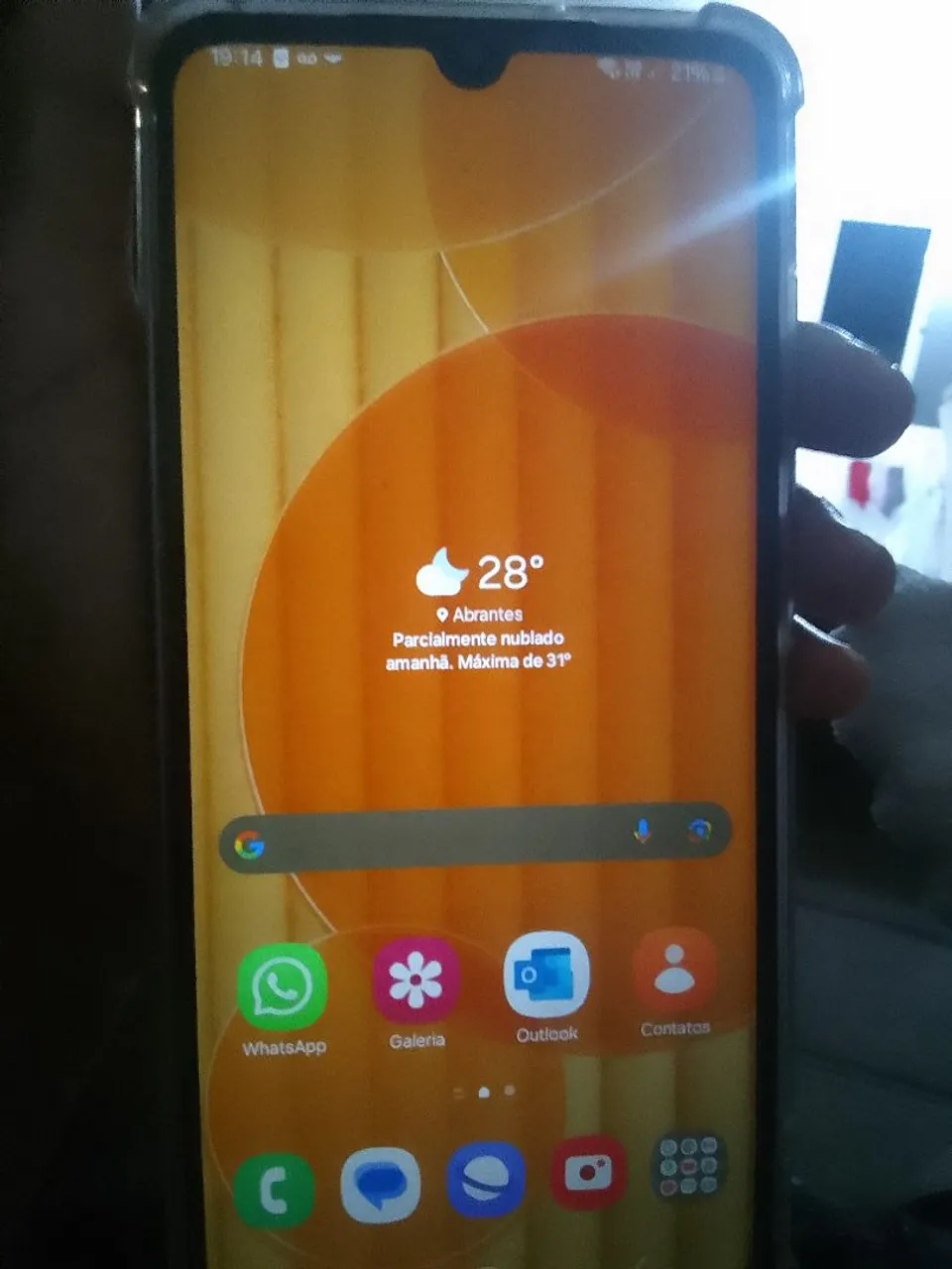 Samsung j6