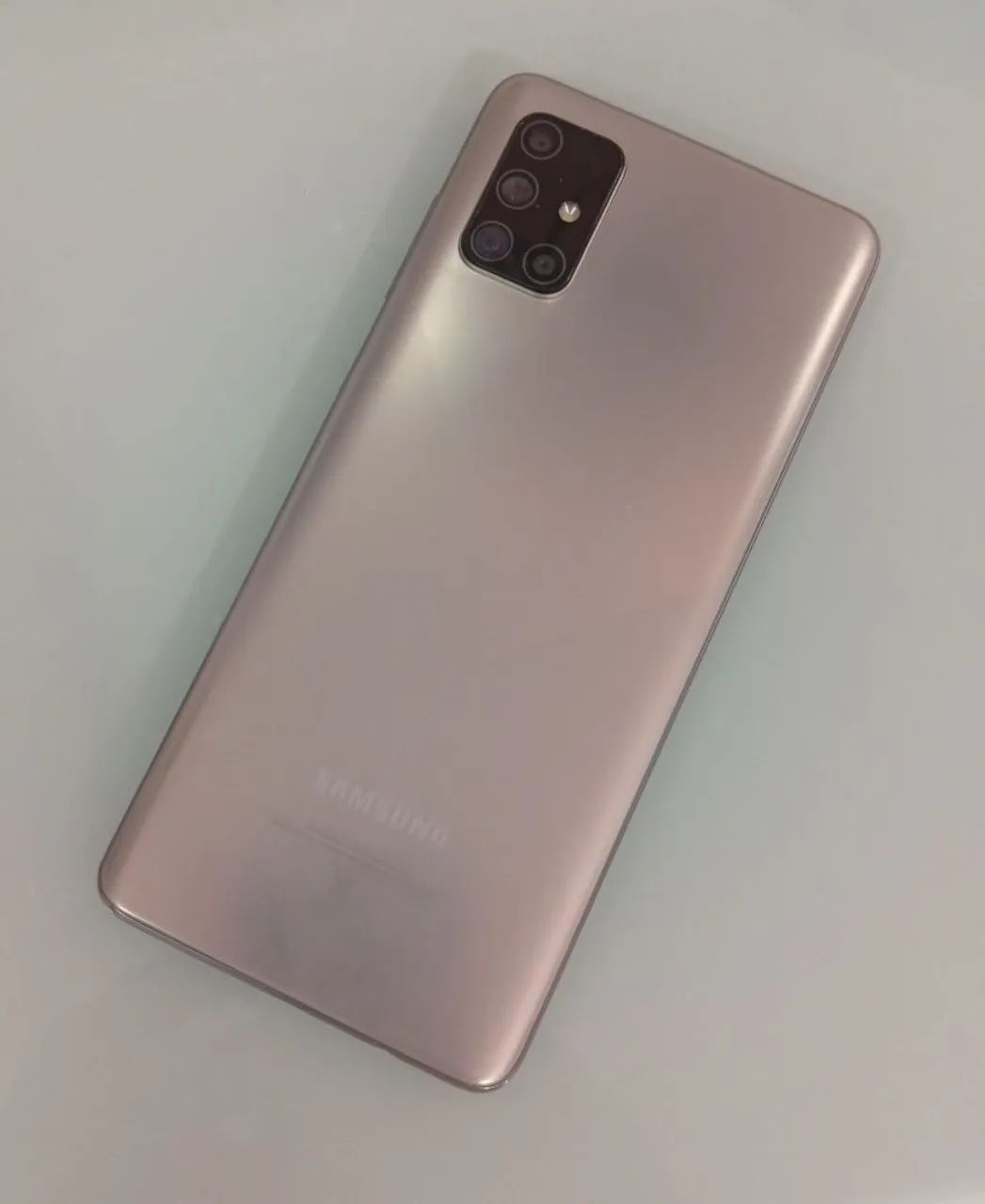 Celular Samsung Galaxy A71. 128g - Foto 2