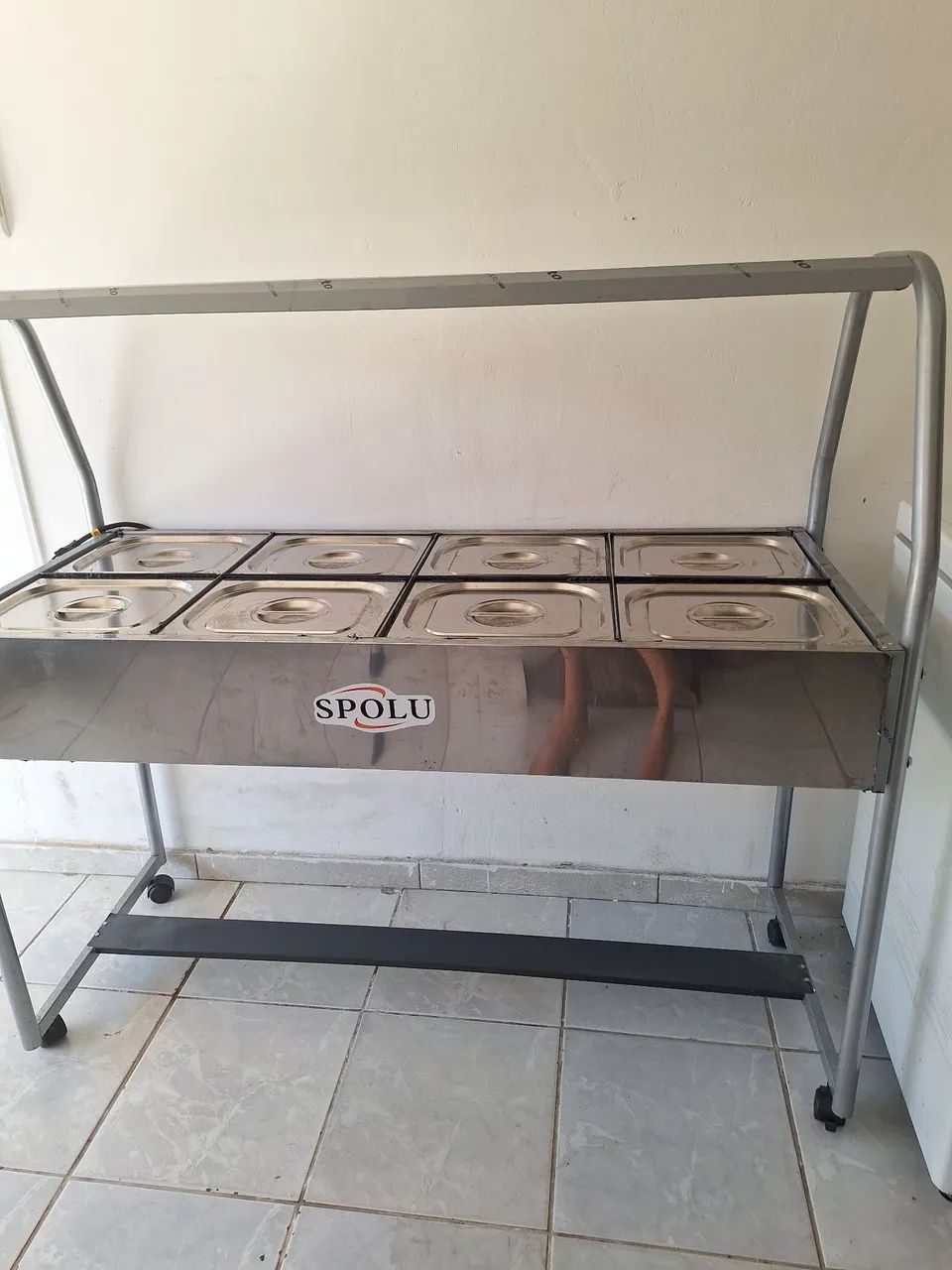 Self-service para aquecer seus  alimentos 