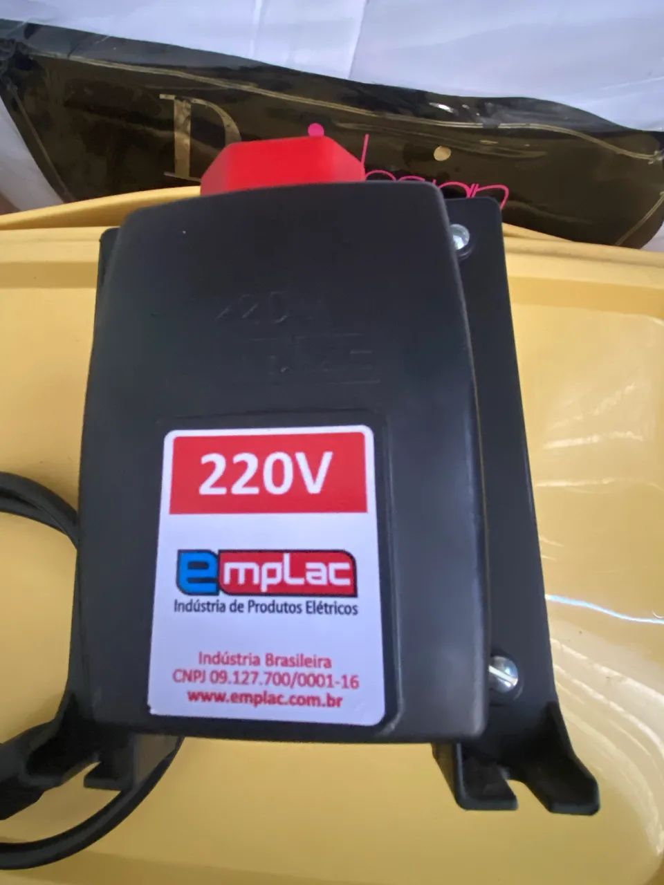 Vendo Transformador 3000va Bivolt  Emplac - Foto 3
