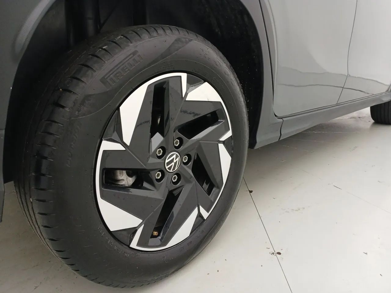 Volkswagen Tera Comfort 1.0 170 TSI Flex 12V 5p Aut, foto 13 de 18