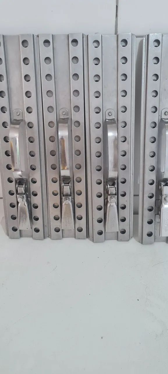 Formas de picolé 28 cavidades Estratos e alinhador  - Foto 2