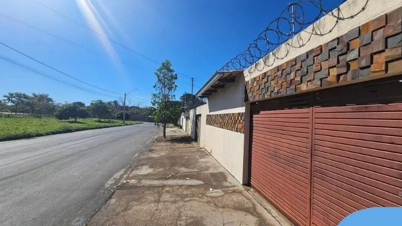 CASA RESIDENCIAL em Goiânia - Goiás, Residencial Aquários - Foto 3