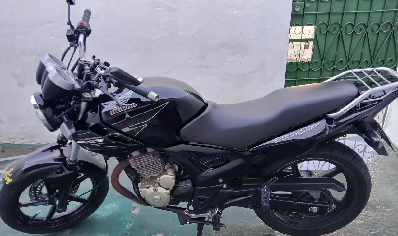 Vendo CBX Twister 250 - Foto 2