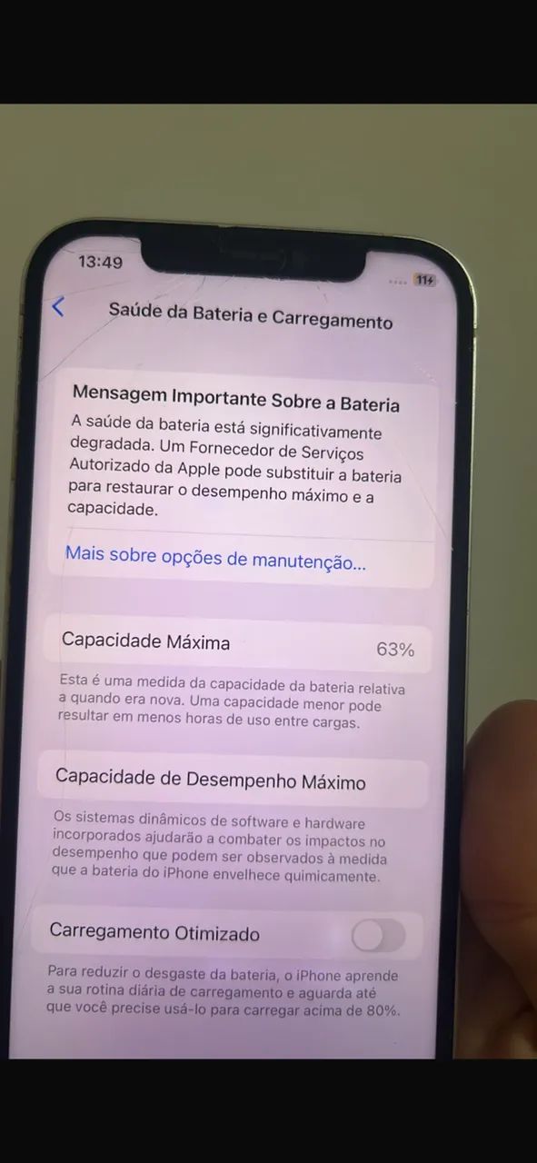 iPhone 12 Branco 128 GB Está com tela trincada - Foto 4
