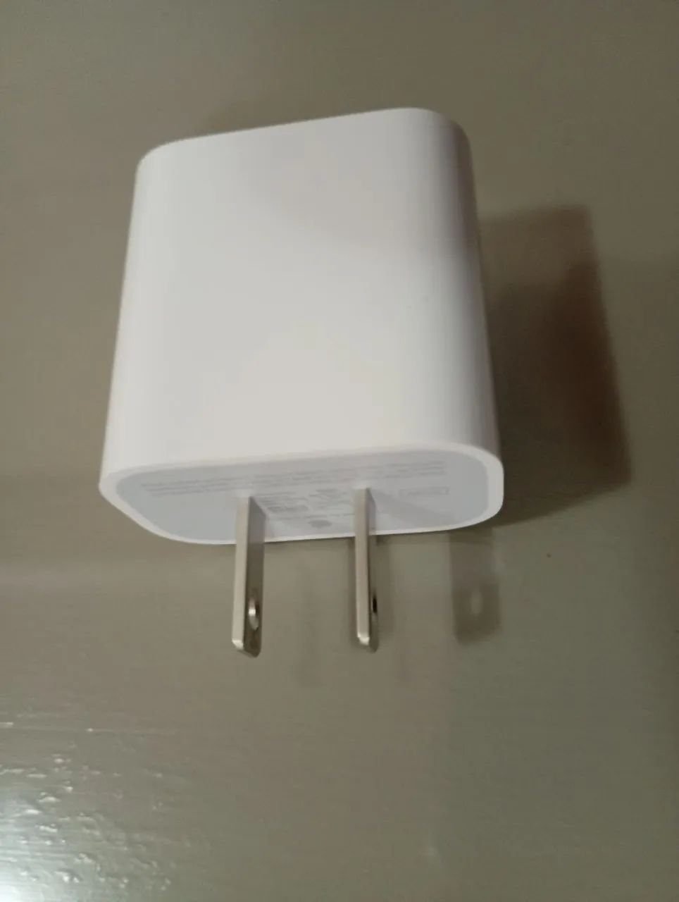 Carregador de tomada USB-C de 20W Apple Autêntico Original  - Foto 3