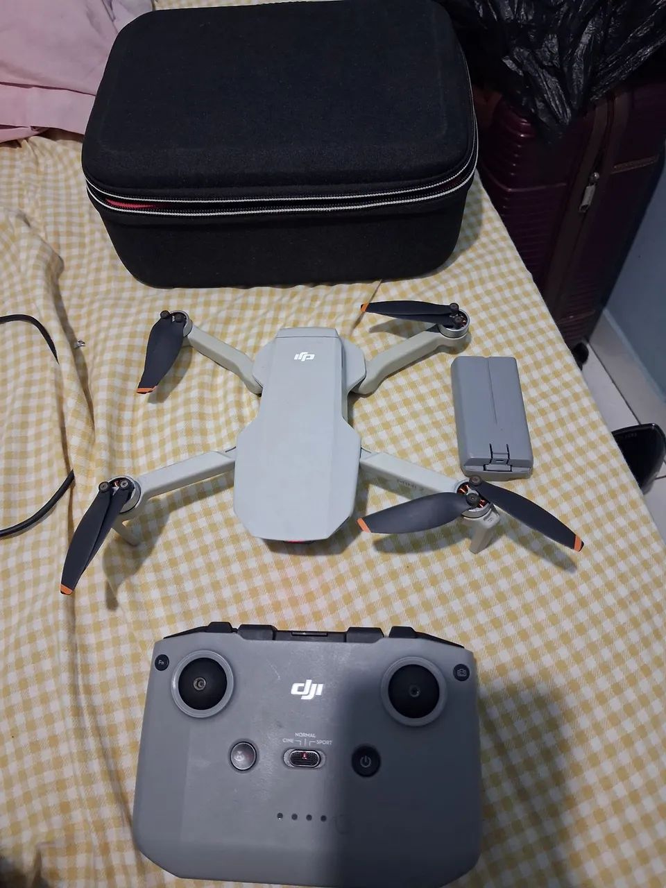 Drone DJI Mini 2 | 2 baterias | Maleta | Caixa | Funcionando - Foto 2