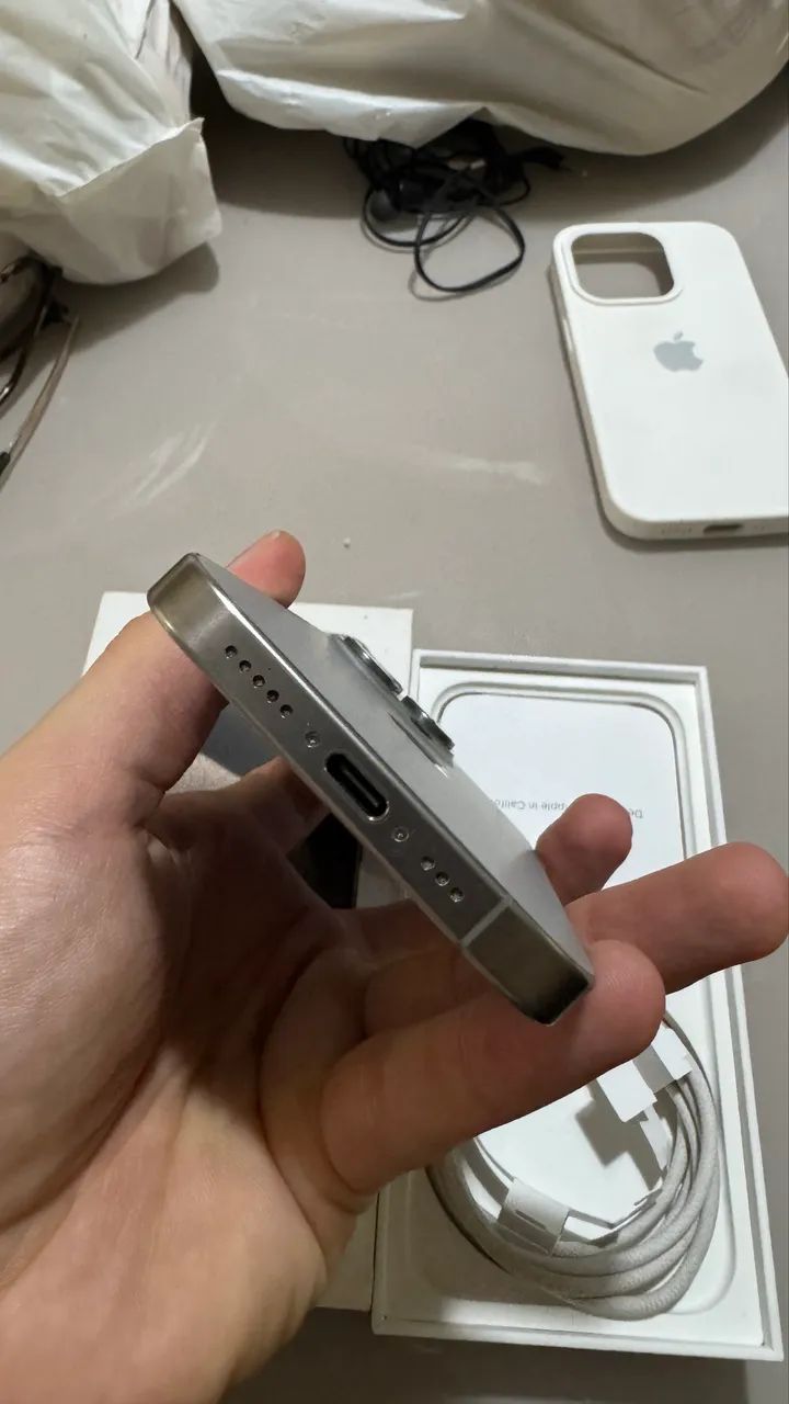 iPhone 15 pro 128gb estado de zero - Foto 4