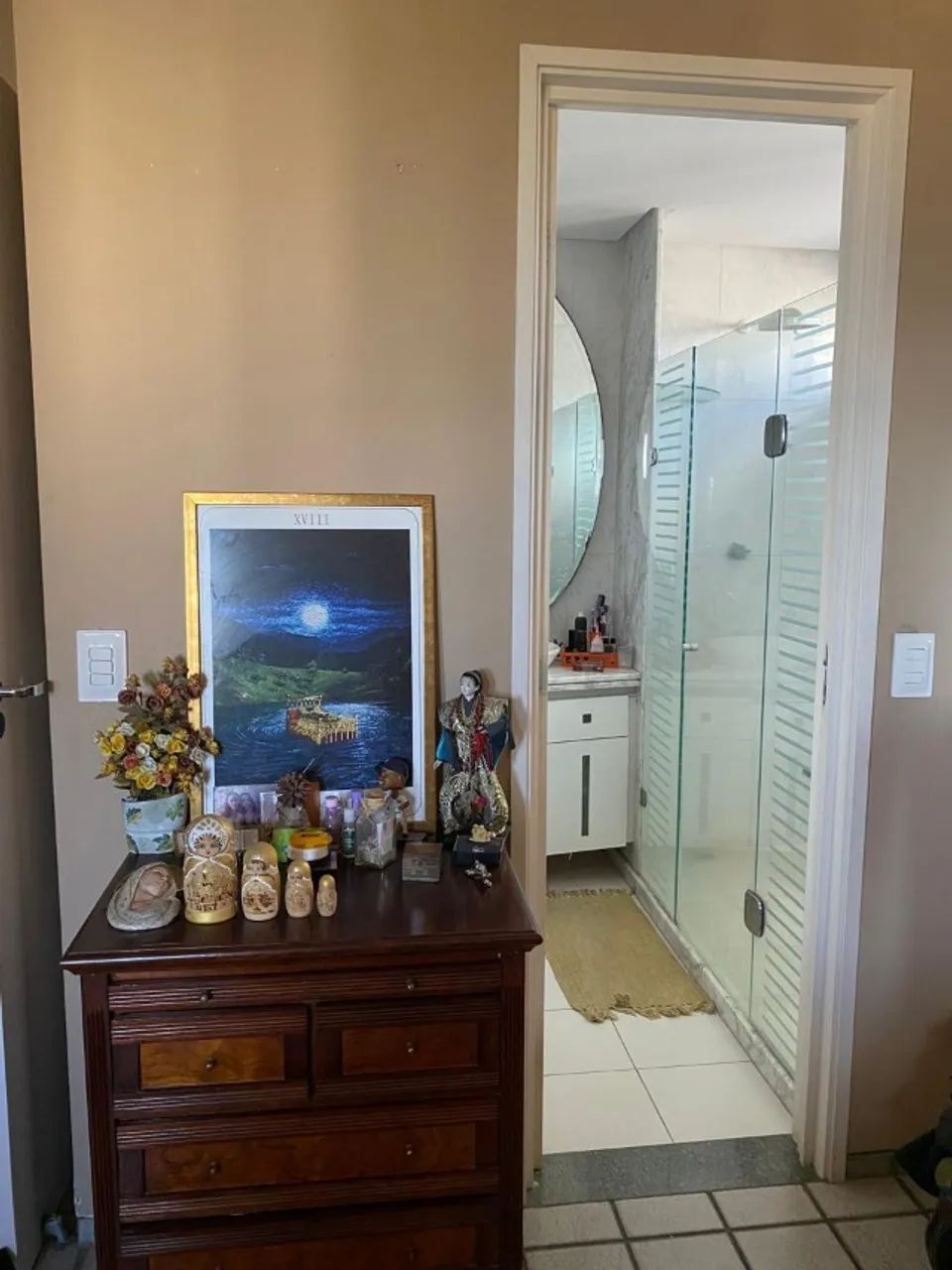 Conjunto de cama+ colchão+ penteadeira + cômoda - Foto 4