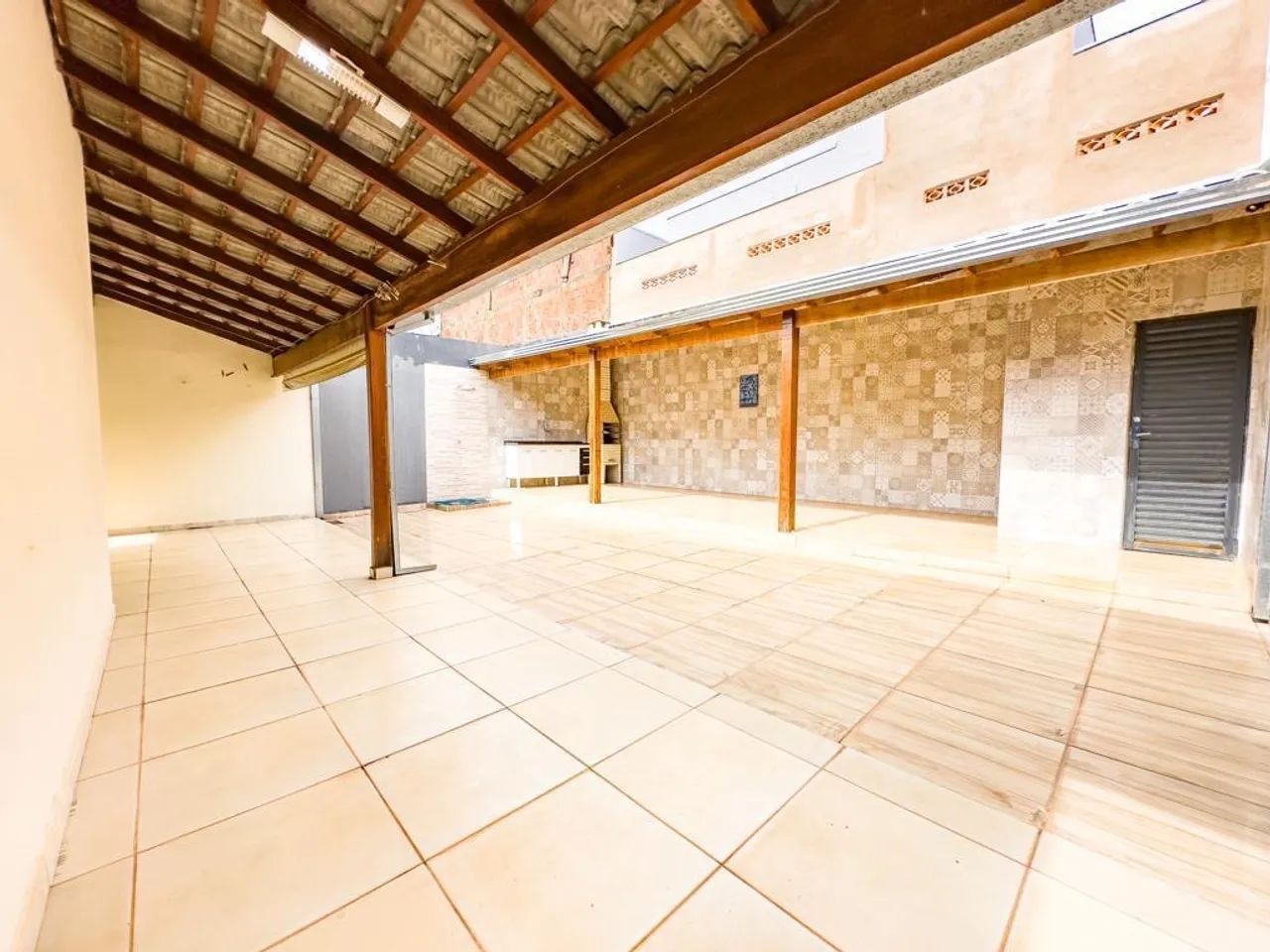 Oportunidade! Casa com 3 Quartos e Permuta de até R$ 120 Mil - Foto 3