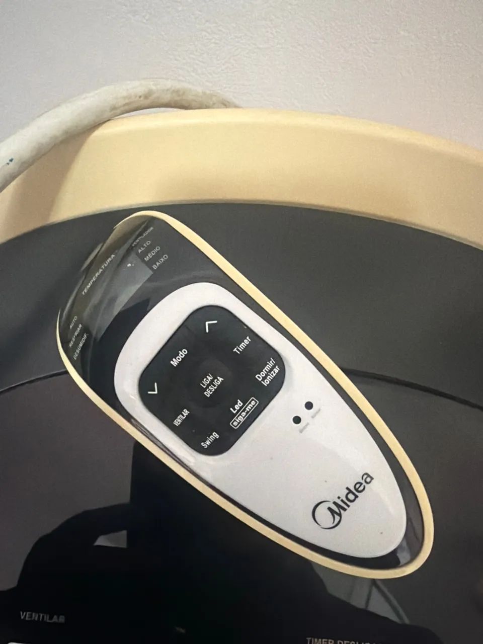 Ar condicionado portátil midea  - Foto 3
