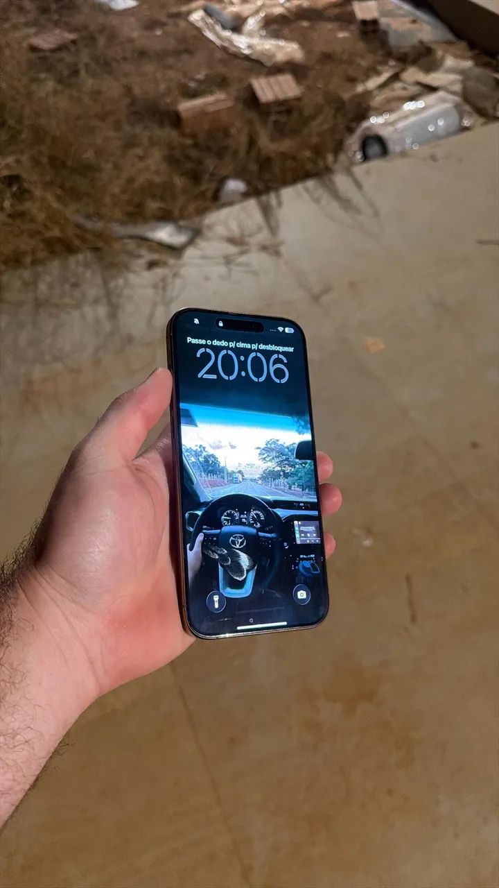 iPhone 16 Pro Max - Foto 4