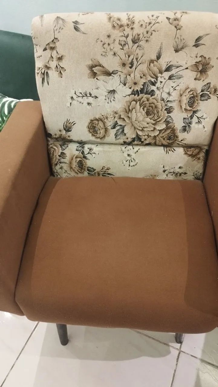 Poltrona em bom estado 80,00