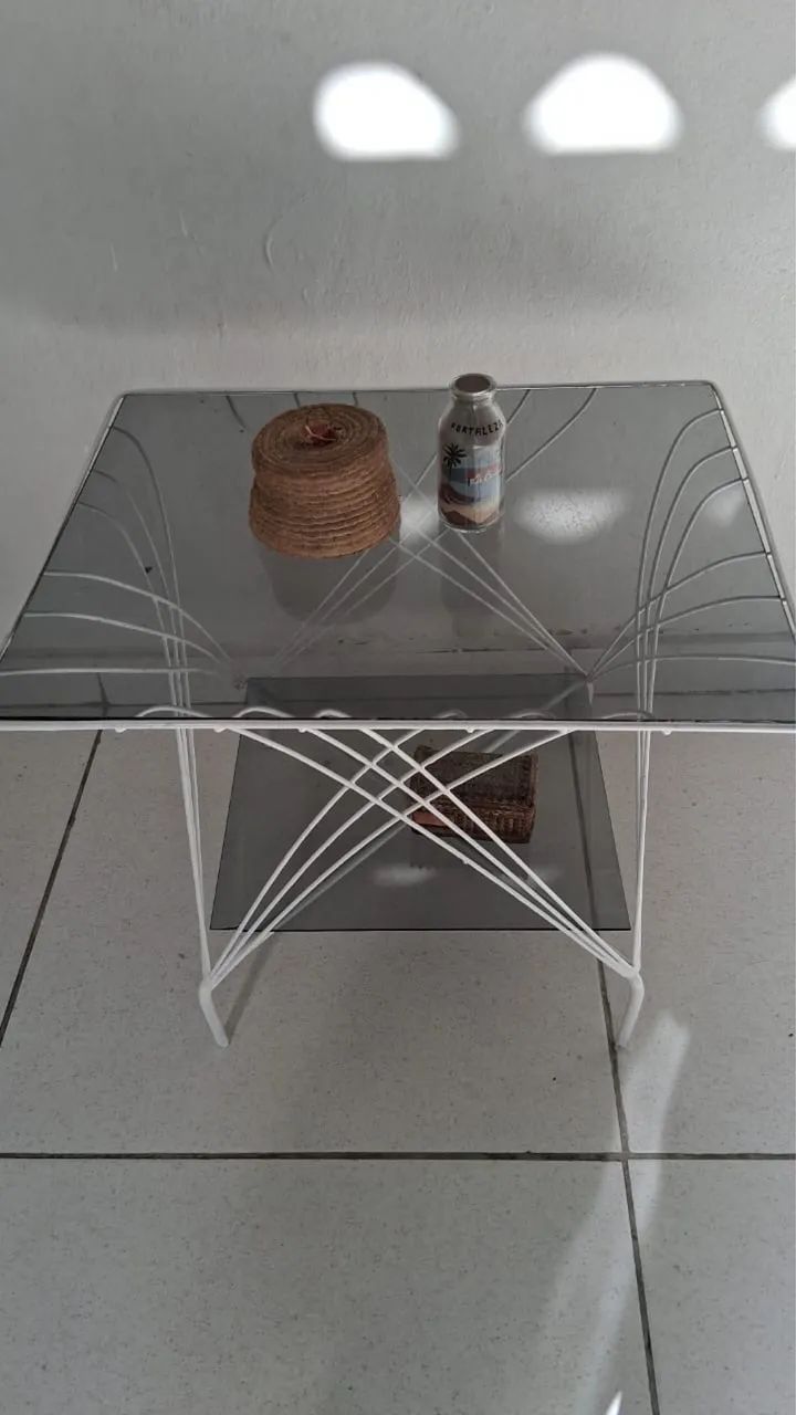 MESA DE CENTRO SEMINOVA