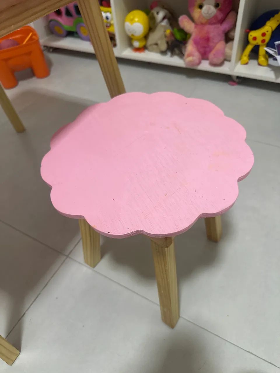 Mesa de menina com cadeira de borboleta  - Foto 3