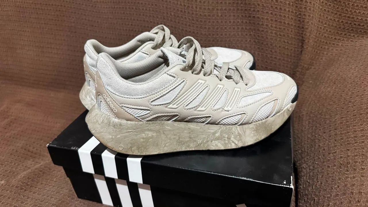 Tênis Adizero Aruku