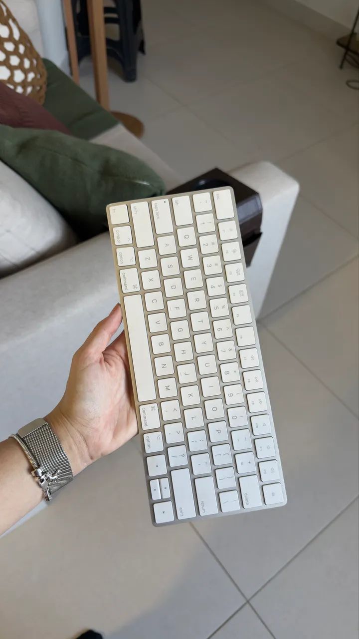 Teclado Apple Magic Keyboard ? modelo A1644 - Foto 3