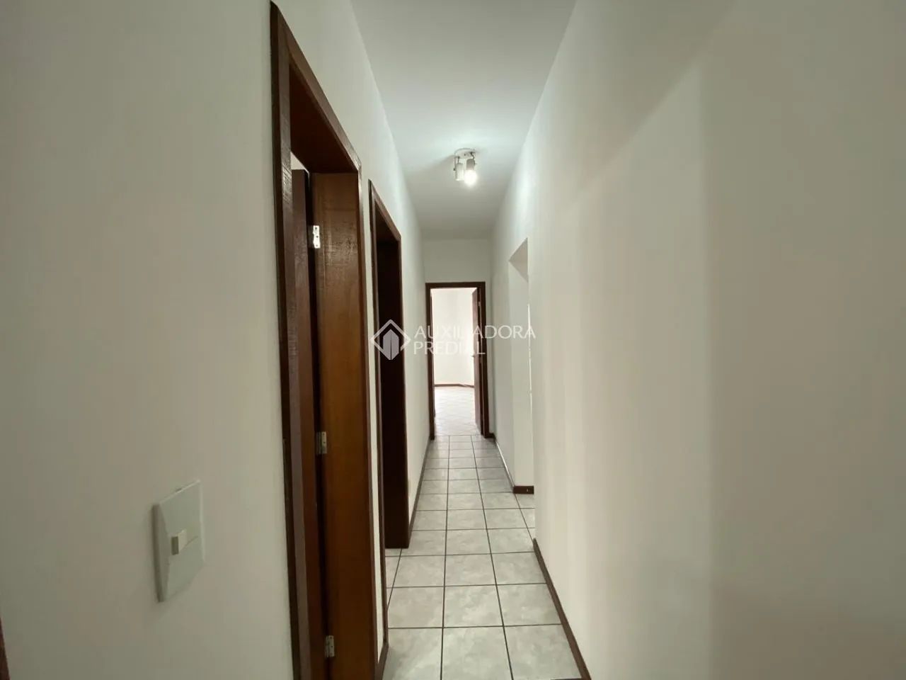 Amplo apartamento de 3 quartos no Balneário Estreito - Foto 5