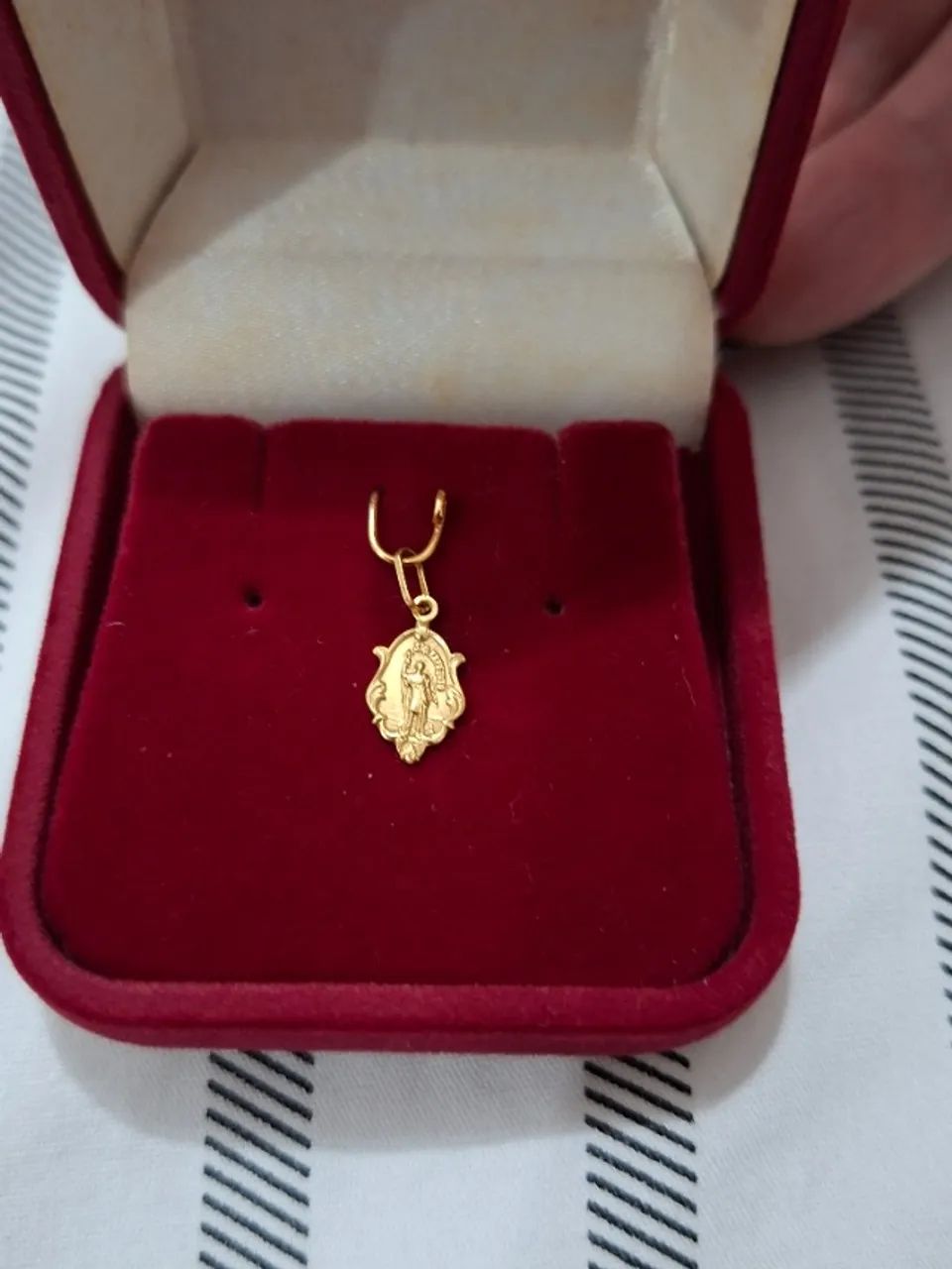 Pingente Santo Expedito ouro 18k amarelo  - Foto 3