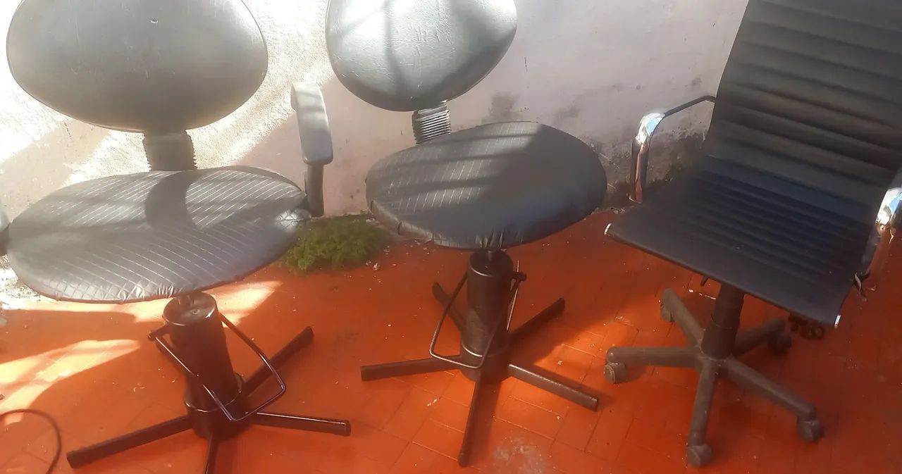 Cadeira de barbeiro  - Foto 4