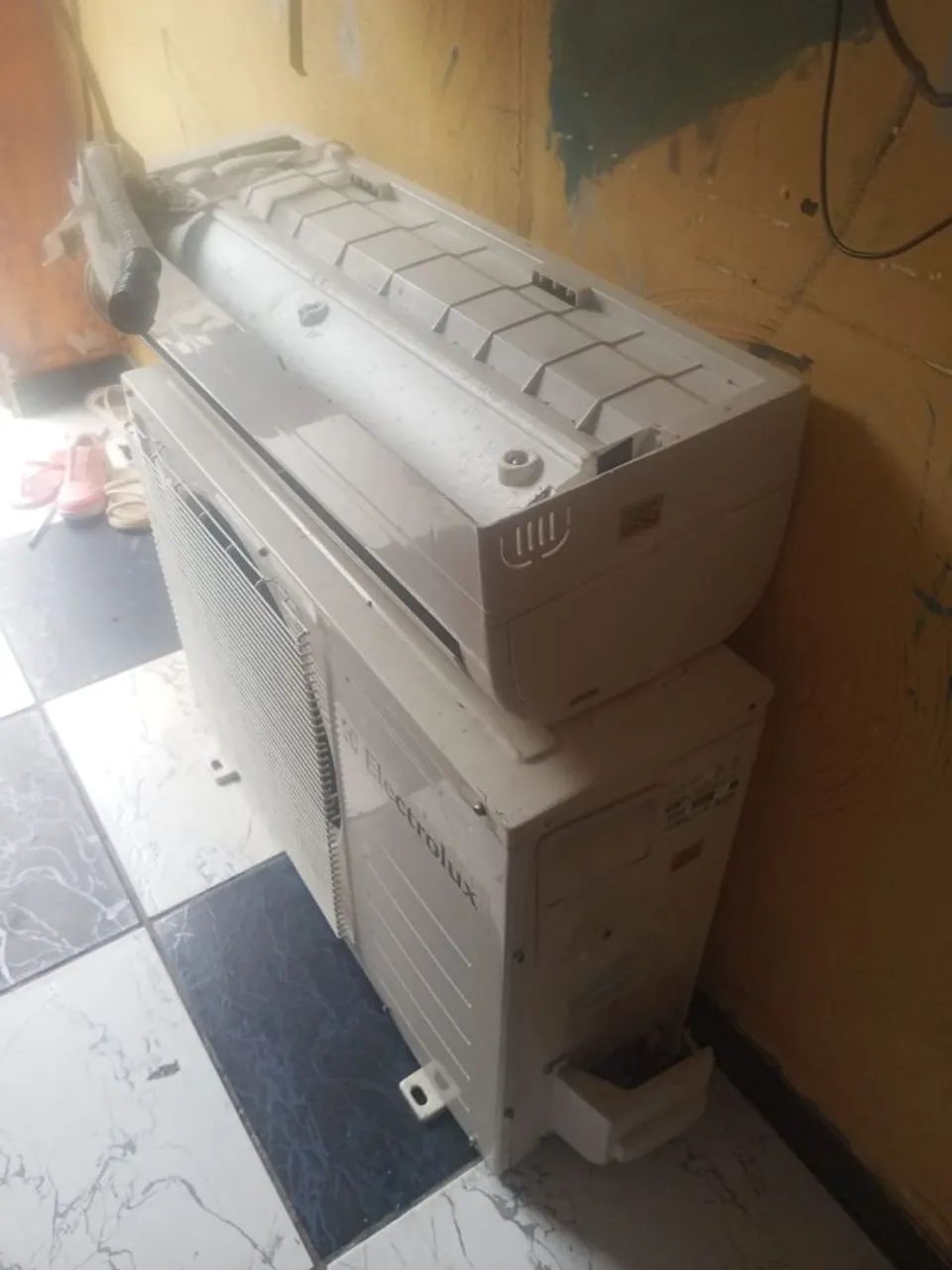 Ar condicionado split 12mil Electrolux semi novo gelando bem - Foto 5