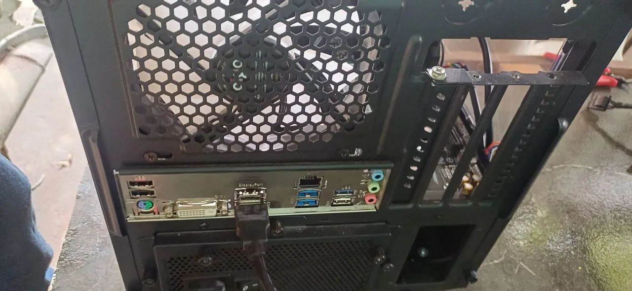Cpu ryzen 5 5600GT com 16 de ram e  SSD M.2 NVMe 256 gb  - Foto 5