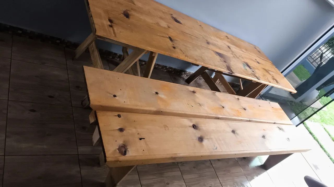 Mesa em madeira de pinheiro  - Foto 2