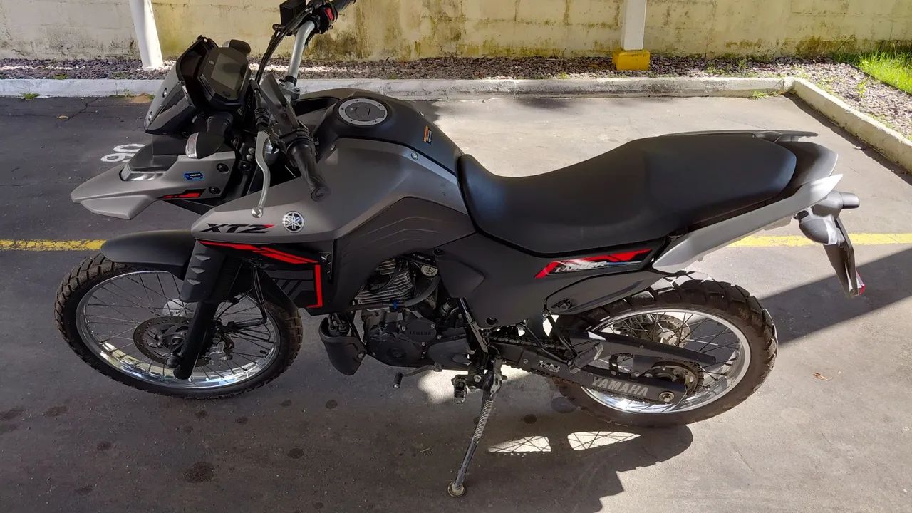 XTZ LANDER 250  - Foto 3