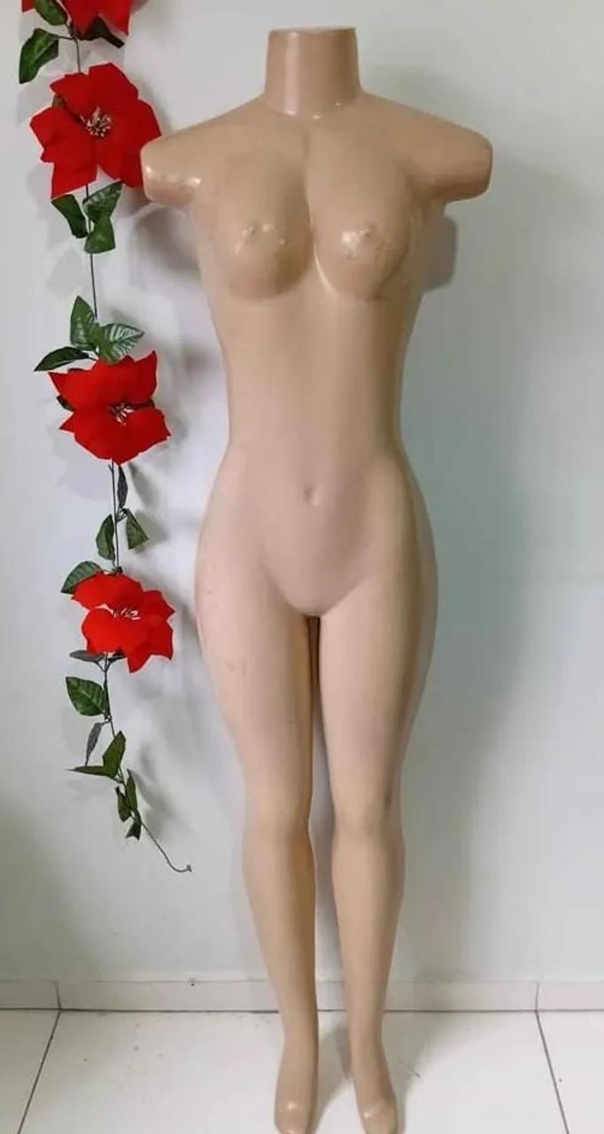 Vendo manequins vários 