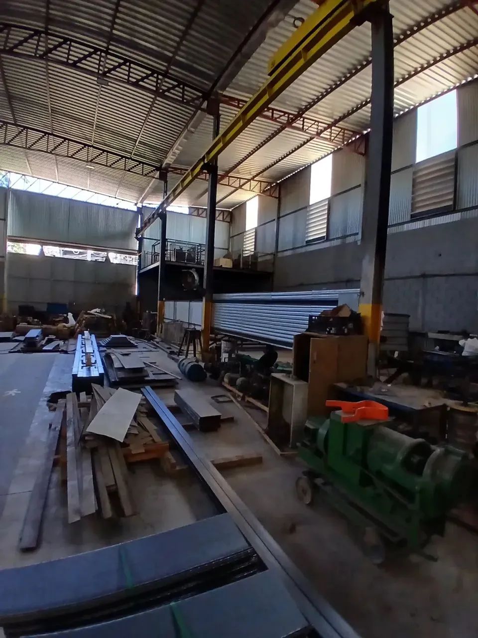 GALPÃO NOVA IGUAÇU 2000m²