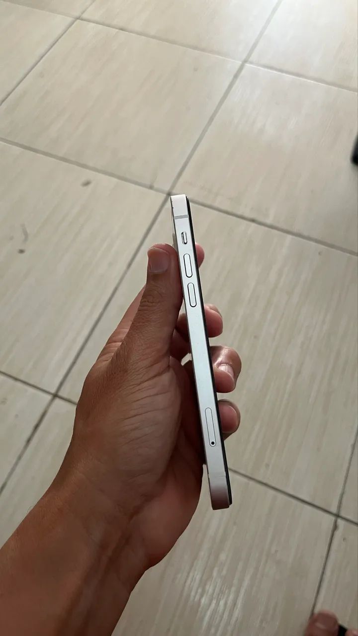 iPhone 12/ 128Gb - Foto 2