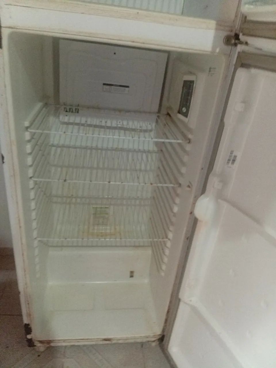 Vendo geladeira usada  - Foto 3