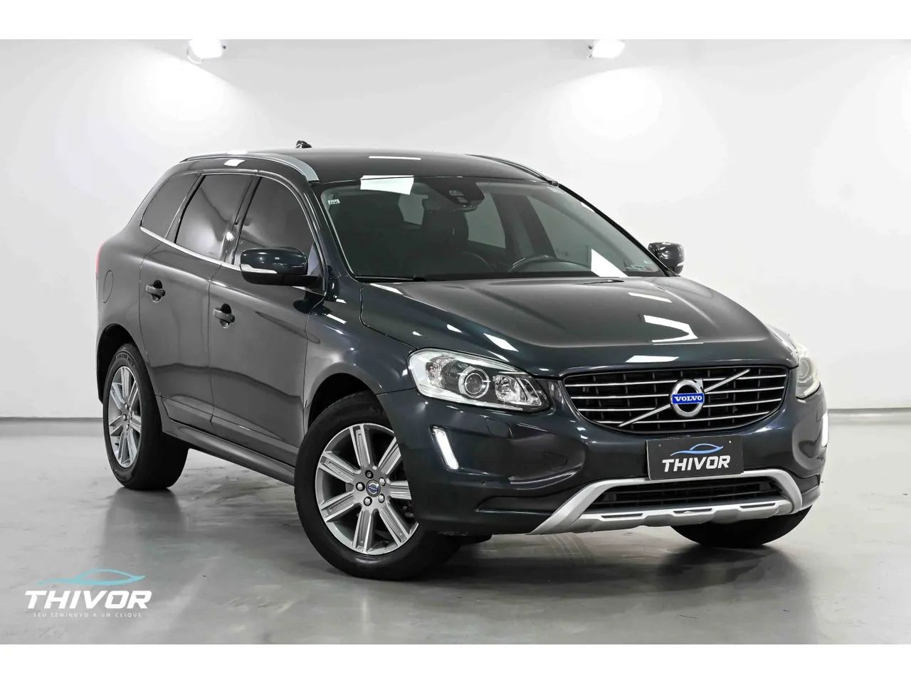 Volvo Xc 60 T-5 R-DESIGN 2.0 FWD 5P 2017