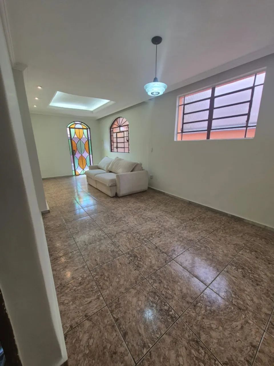 Casa com 3 quartos para alugar em Belo Horizonte